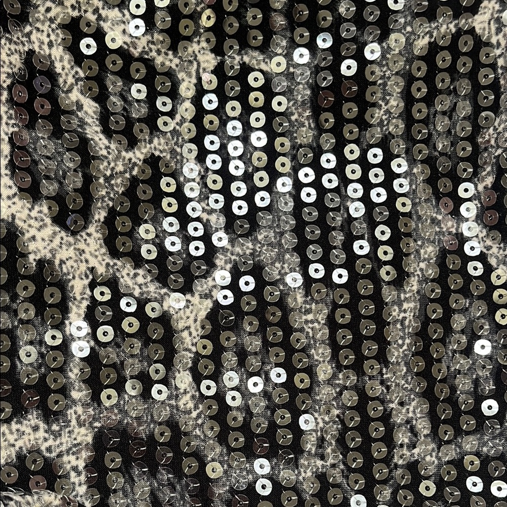 Sequin Animal Print Shorts - Picture 3 of 4